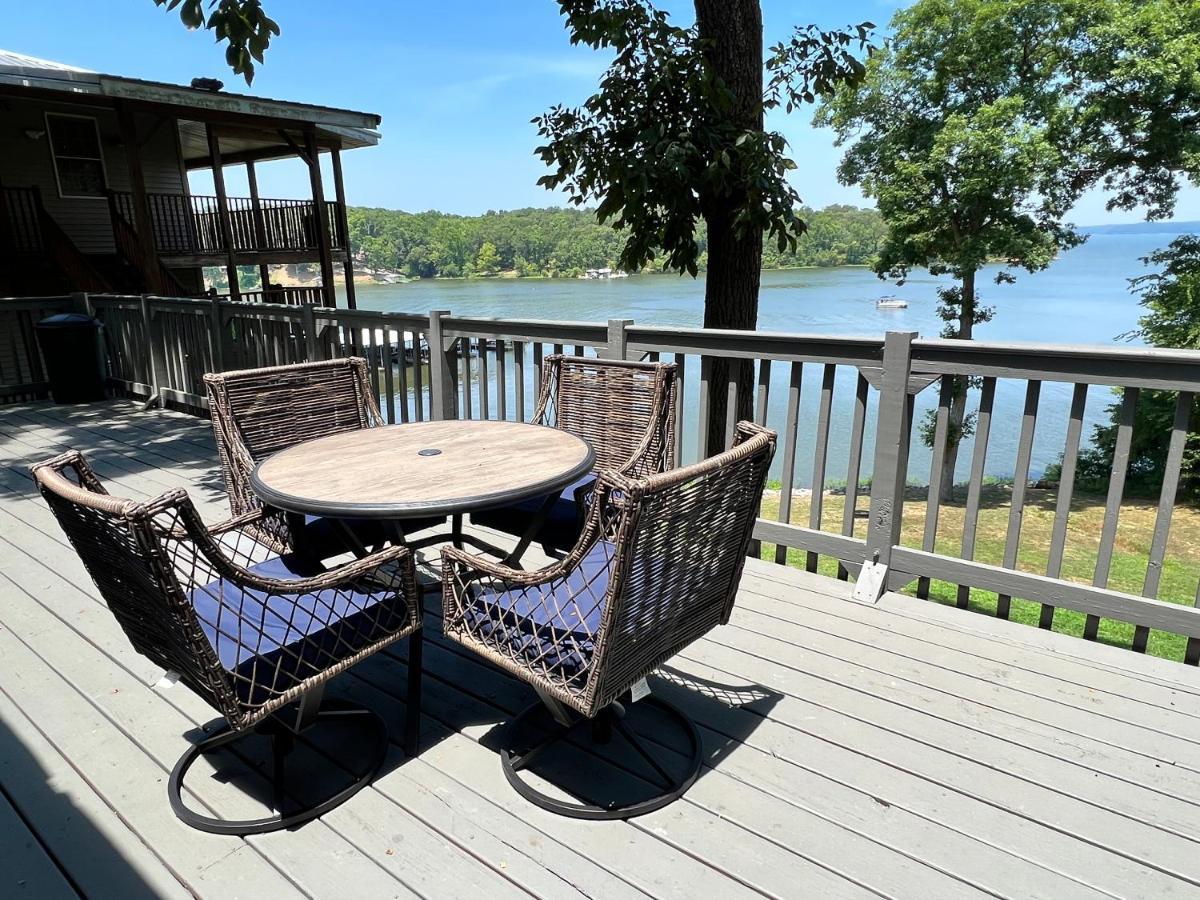 The Villas At Marker 48 Murray Bagian luar foto