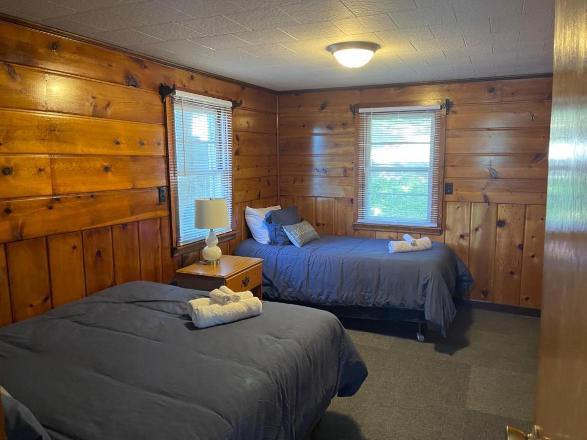 The Villas At Marker 48 Murray Bagian luar foto